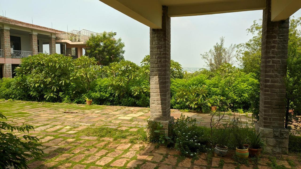 Kanthi Resorts Badami Bagalkot Exterior photo