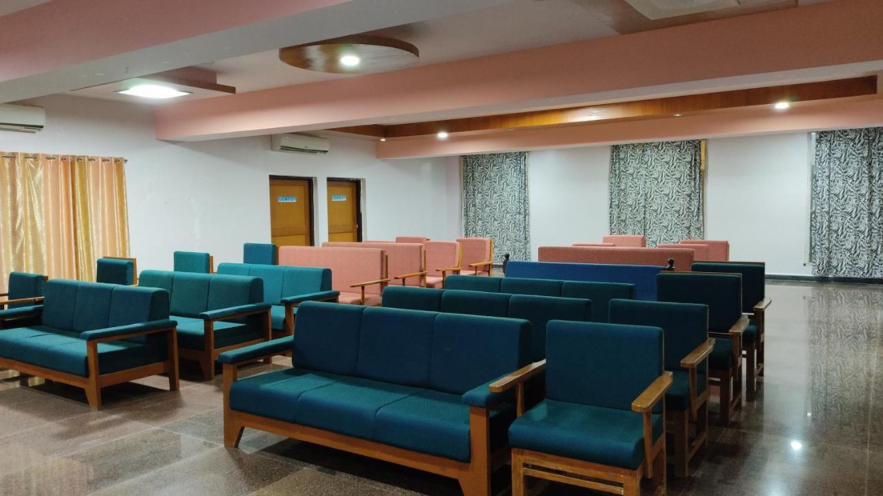 Kanthi Resorts Badami Bagalkot Exterior photo